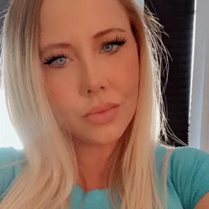 Meet your Posher, Robyn